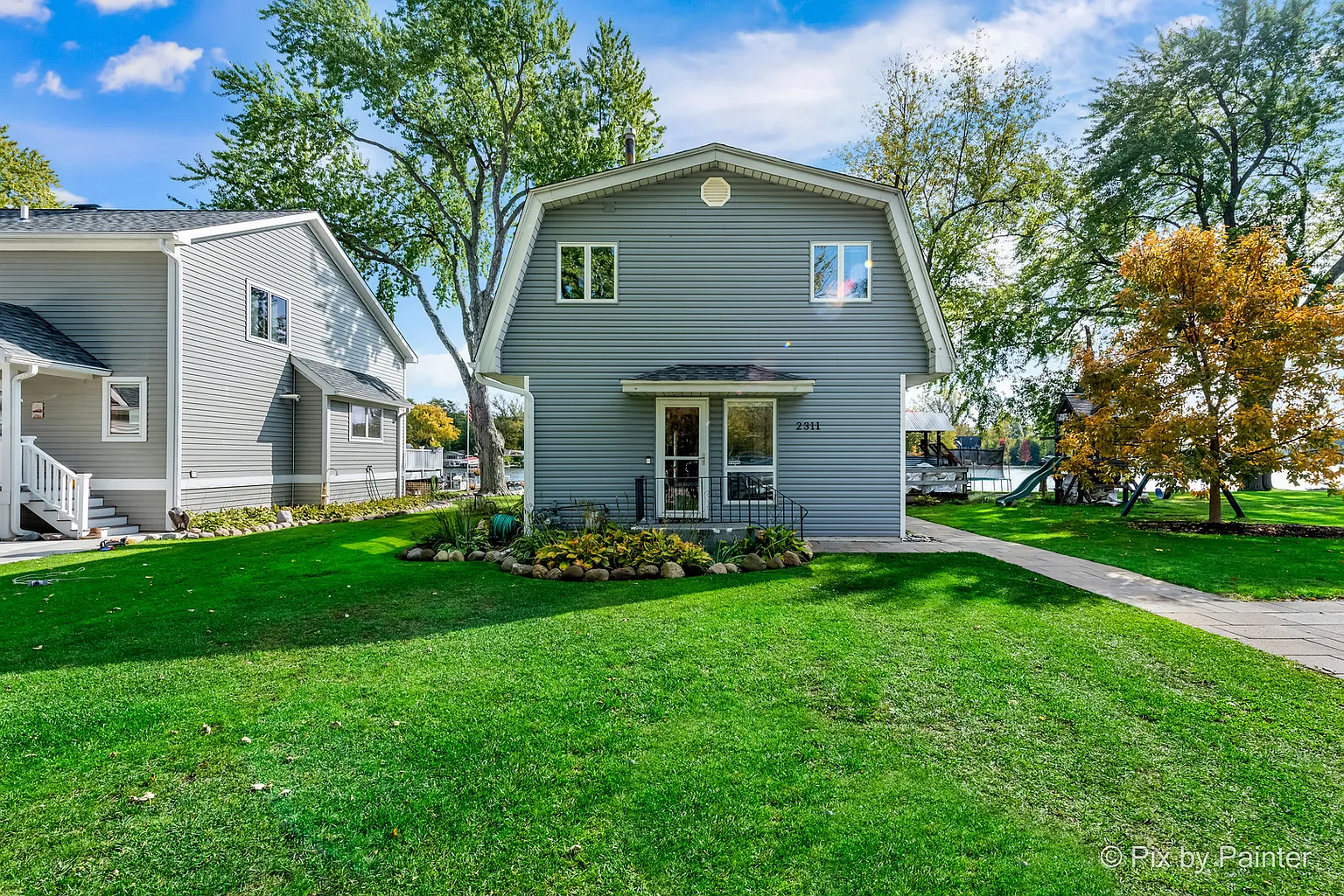 2311 Fairview Ave photo 1