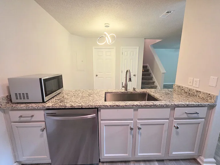 2301 W Michigan Ave #21 — Photo 12