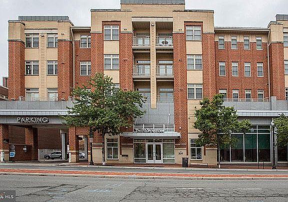 1st image of 309 Holland Ln Unit 326