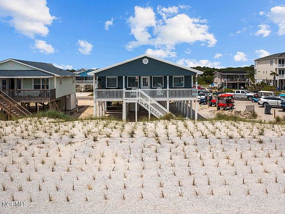 3rd image of 701 W Beach Drive