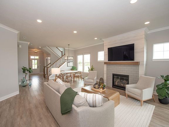 5th image of 128 Provenance Blvd