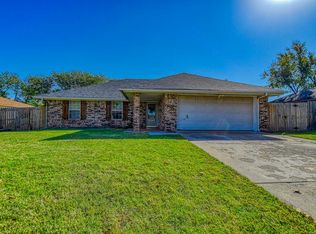 1214 W Churchill Blvd, Purcell, OK 73080