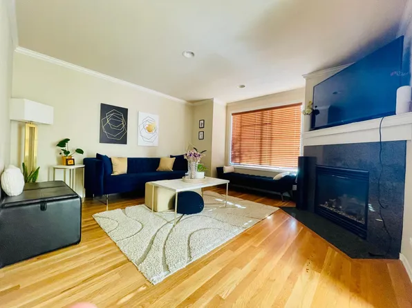 8834B Midvale Ave N, Seattle, WA 98103