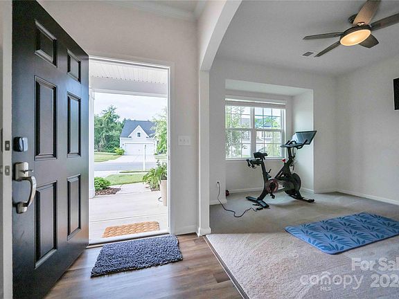 5th image of 3330 Sand Post Oak Ct