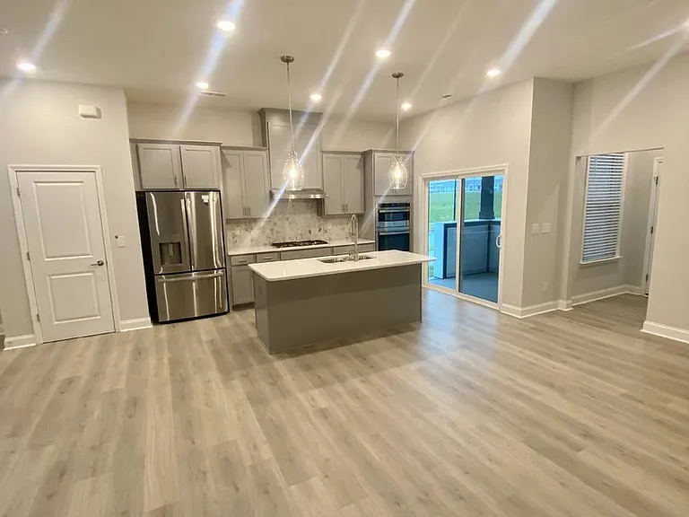 5765 Crevice Dr — Photo 10