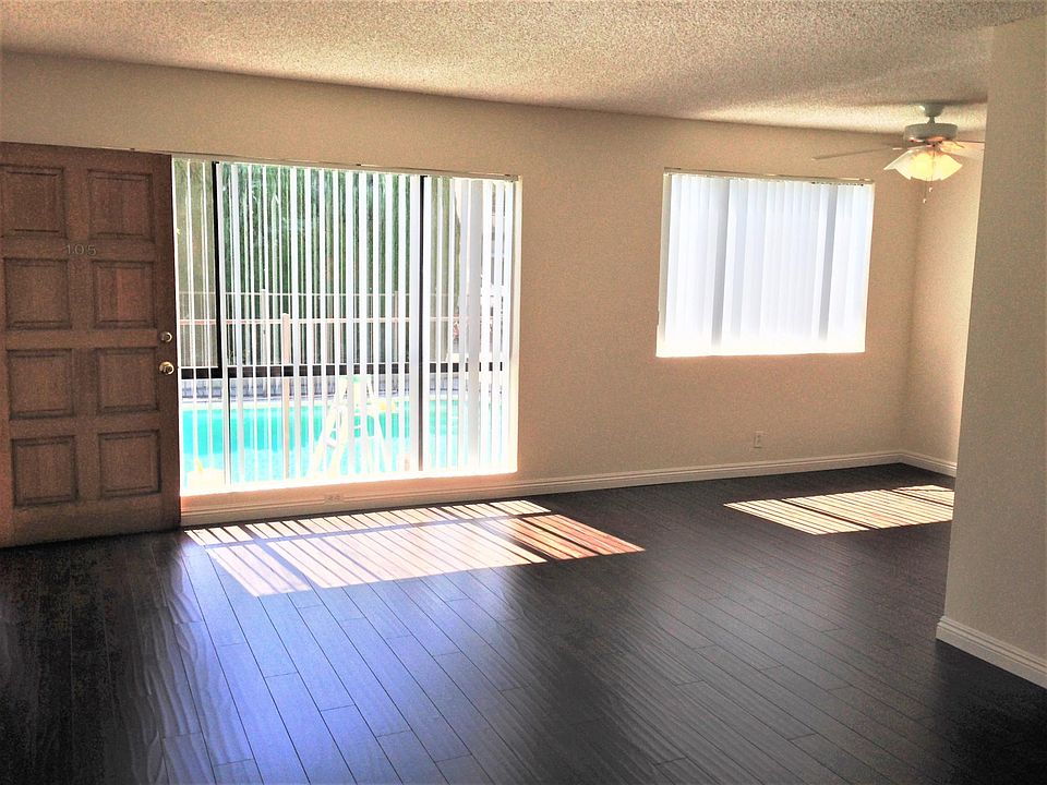 1st image of 11717 Montana Ave #105