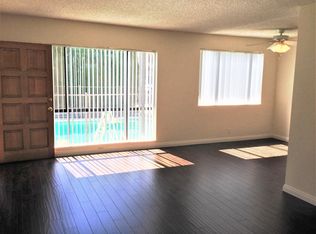 11717 Montana Ave #105, Los Angeles, CA 90049
