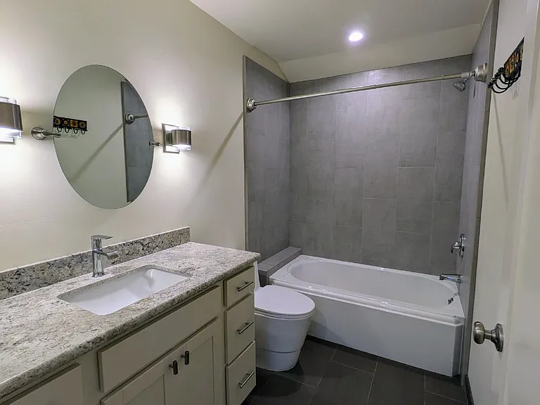 125 Dake Ave #A — Photo 16