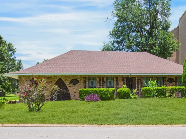 1907 E Simcoe St, Lafayette, LA 70501