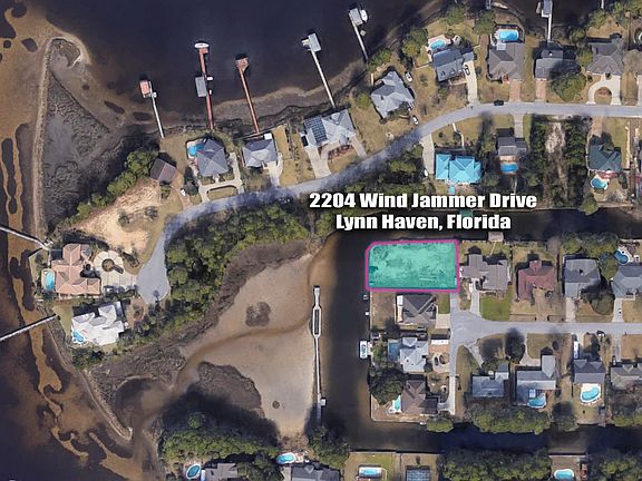 3rd image of 2204 Windjammer Dr