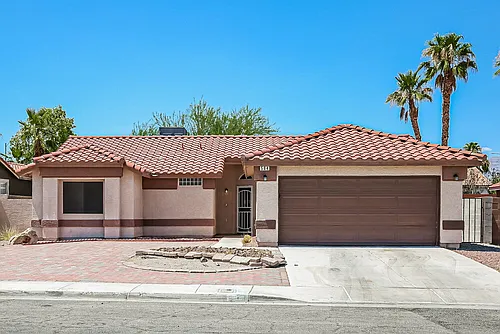 504 Stonehurst Dr Photo 1