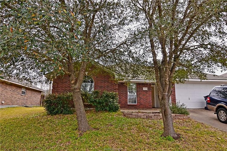 1st image of 1518 Strasburg Cir