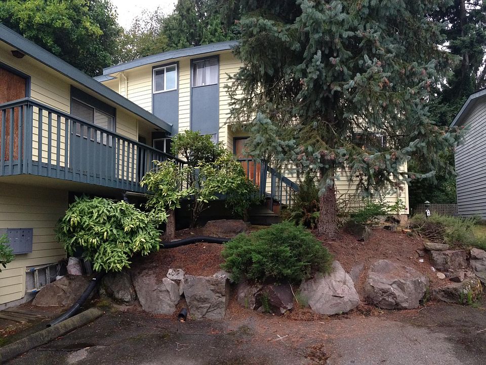 1st image of 8519 23rd Ave NE APT 3