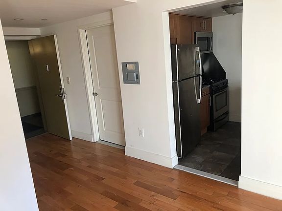 2nd image of 200 Schermerhorn St APT 503
