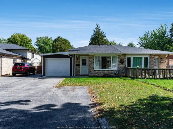 28 Donald Ave, Leamington, ON N8H 4J3