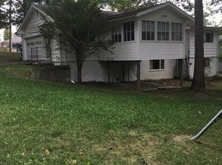 715 Fern Dell Dr, Elmira, NY 14905