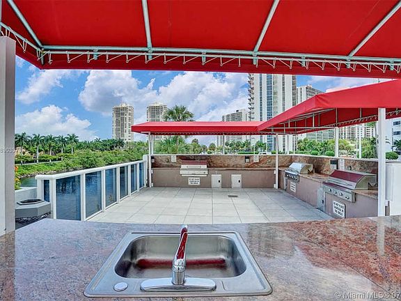 5th image of 3625 N Country Club Dr #6043
