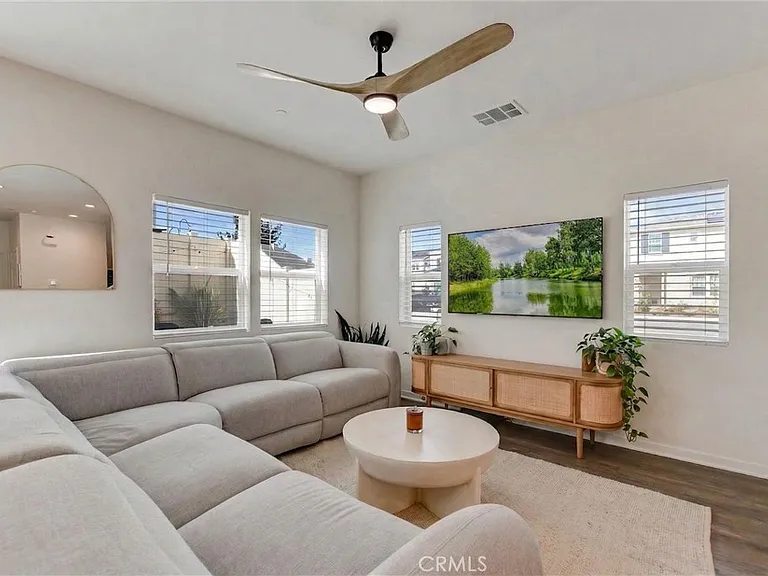 31969 Monet Pl — Photo 5