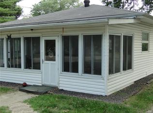 552 Nicholls St, Livingston, IL 62058