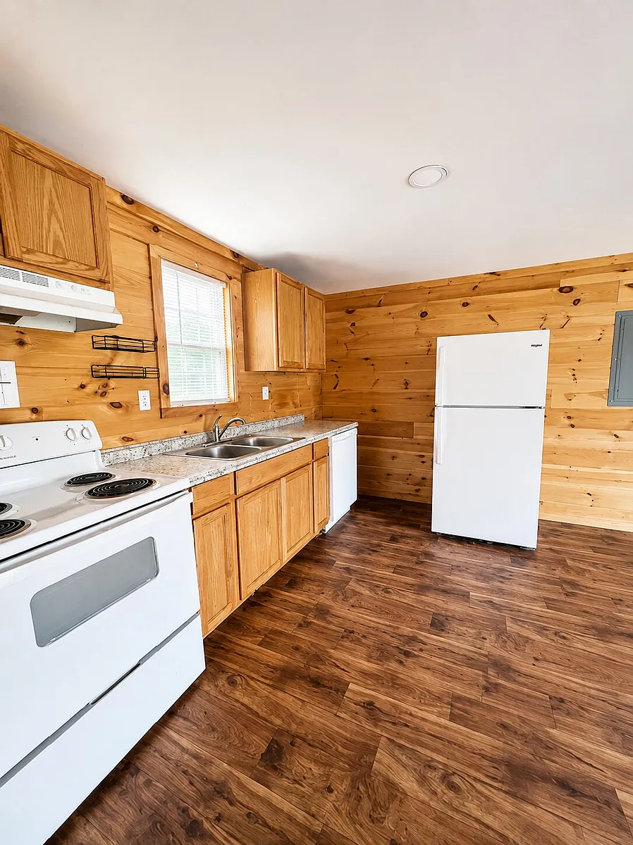 Building Photo - 169 Red Bud Trl
