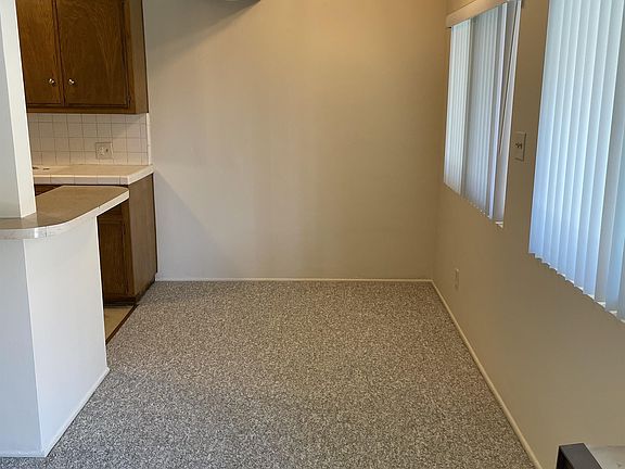 5th image of 307 N Curtis Ave E