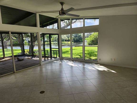 4th image of 2383 Florinda St