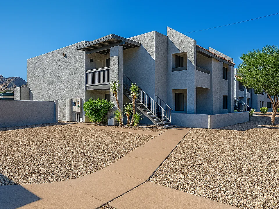 2223 E Cactus Rd #3