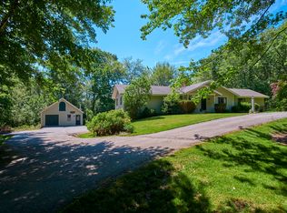 7 Pleasant Ridge Dr, Camden, ME 04843