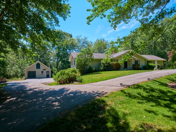 7 Pleasant Ridge Drive, Camden, ME 04843