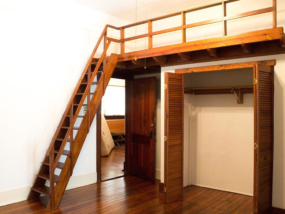 1st image of 625 NE 1st St APT 1