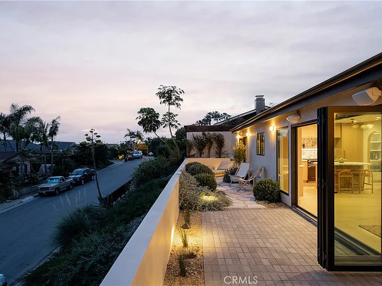 2703 Via Montecito — Photo 44
