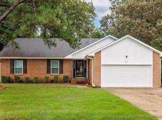 933 Flintwood Rd, Fayetteville, NC 28314