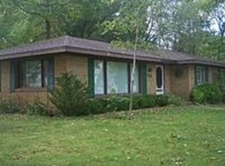 241 S Rutledge St, Pentwater, MI 49449