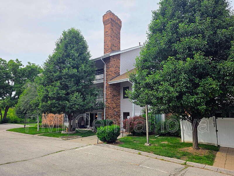 1st image of 1100 50th St Unit 1102