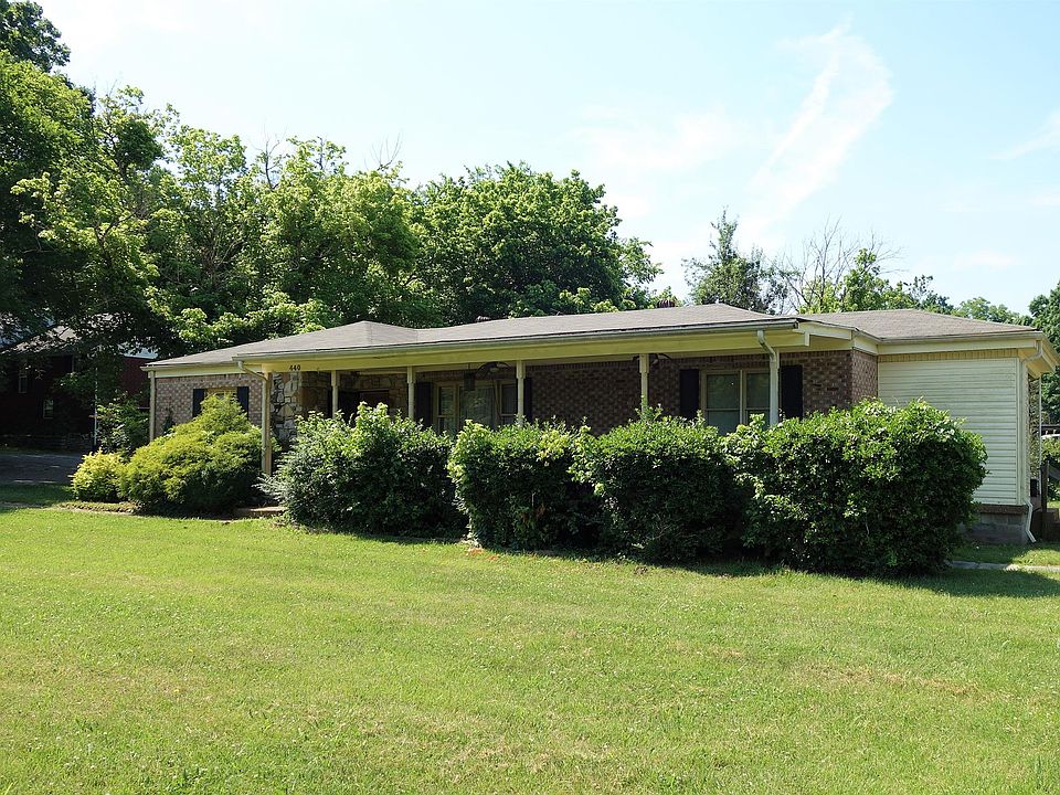 2nd image of 440 Posey Hill Rd