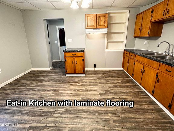 5th image of 154 Wood Ave