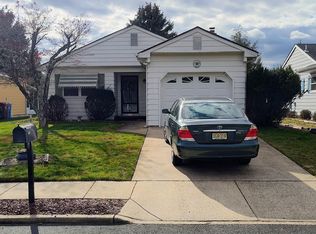 125 Rodhos St, Toms River, NJ 08757