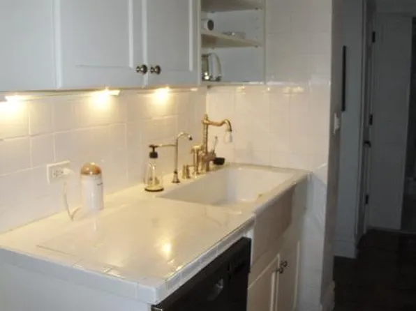 110-11 Queens Boulevard image 1 of 17