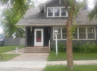 509 Lincoln Ave, Underwood, ND 58576