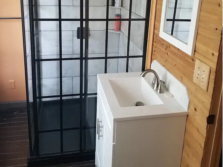 502 Fernwood Dr — Photo 2