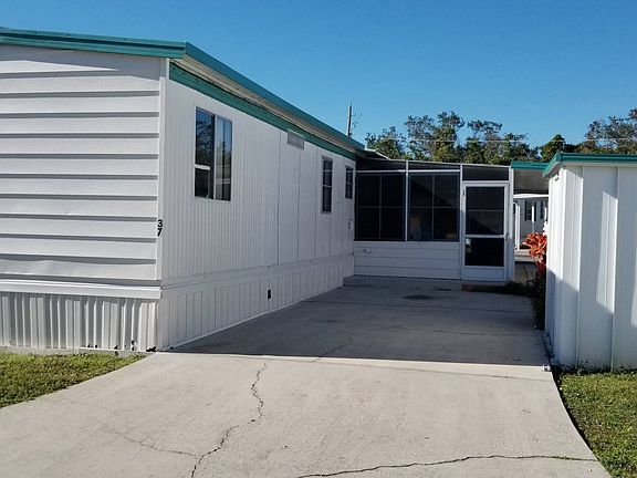 5th image of 37 Stebbins Dr