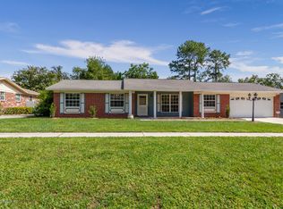 937 Grove Park Dr N, Orange Park, FL 32073