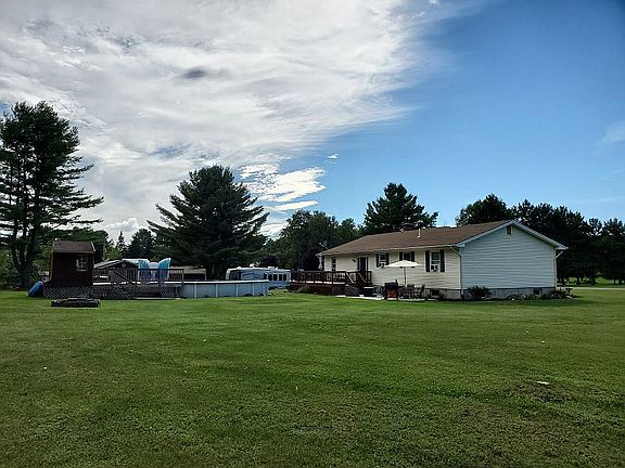 2nd image of 72 Hitchcock Dr
