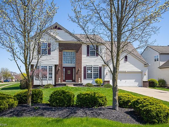 2nd image of 7299 Laurel Ct