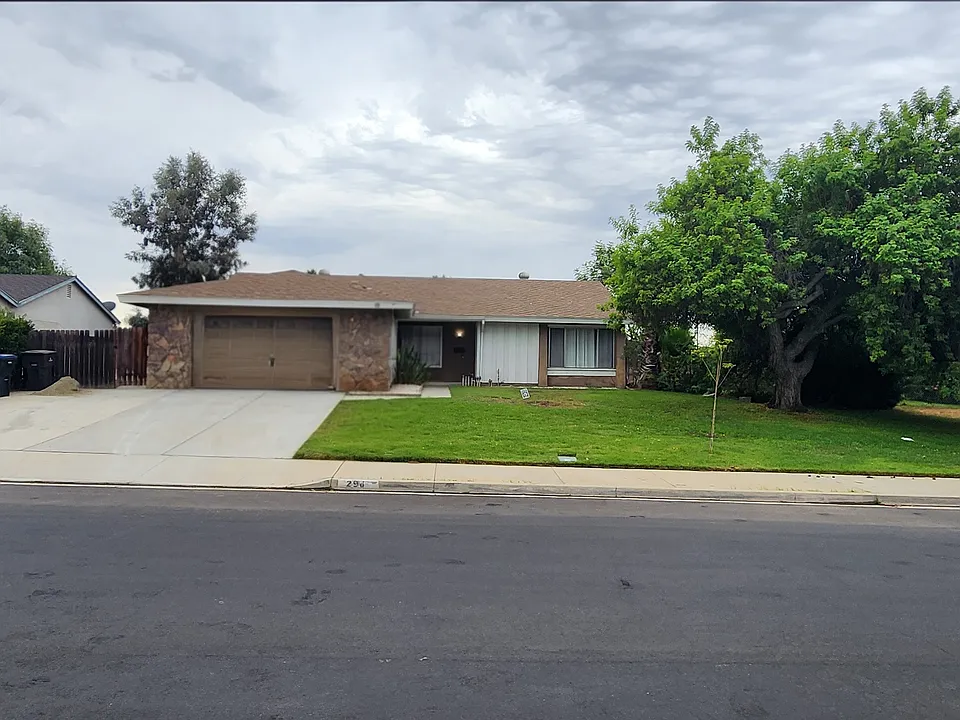 290 W Campus View Dr