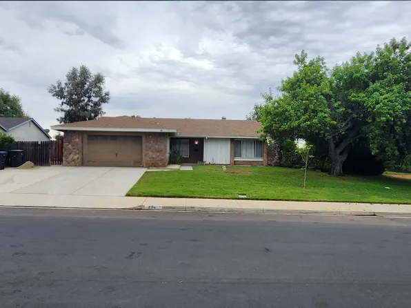 290 W Campus View Dr, Riverside, CA 92507