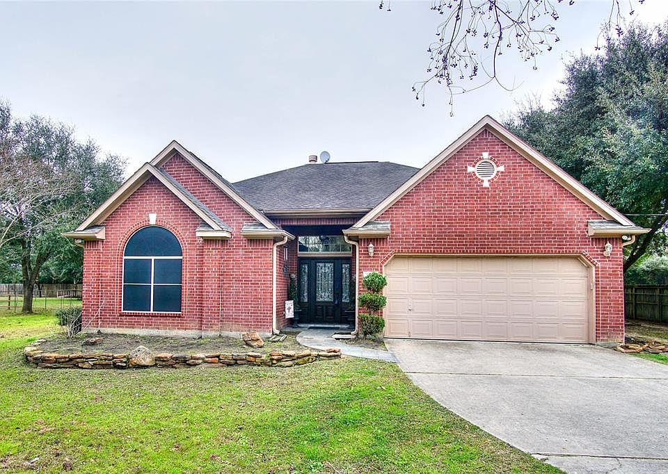 1st image of 26006 La Fouche Dr