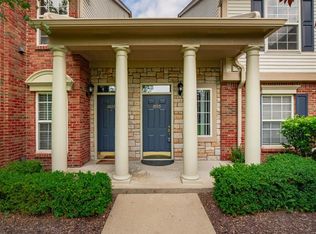 3595 Tremonte Cir N, Rochester, MI 48306