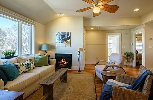 4th image of 24 Glendale St #3