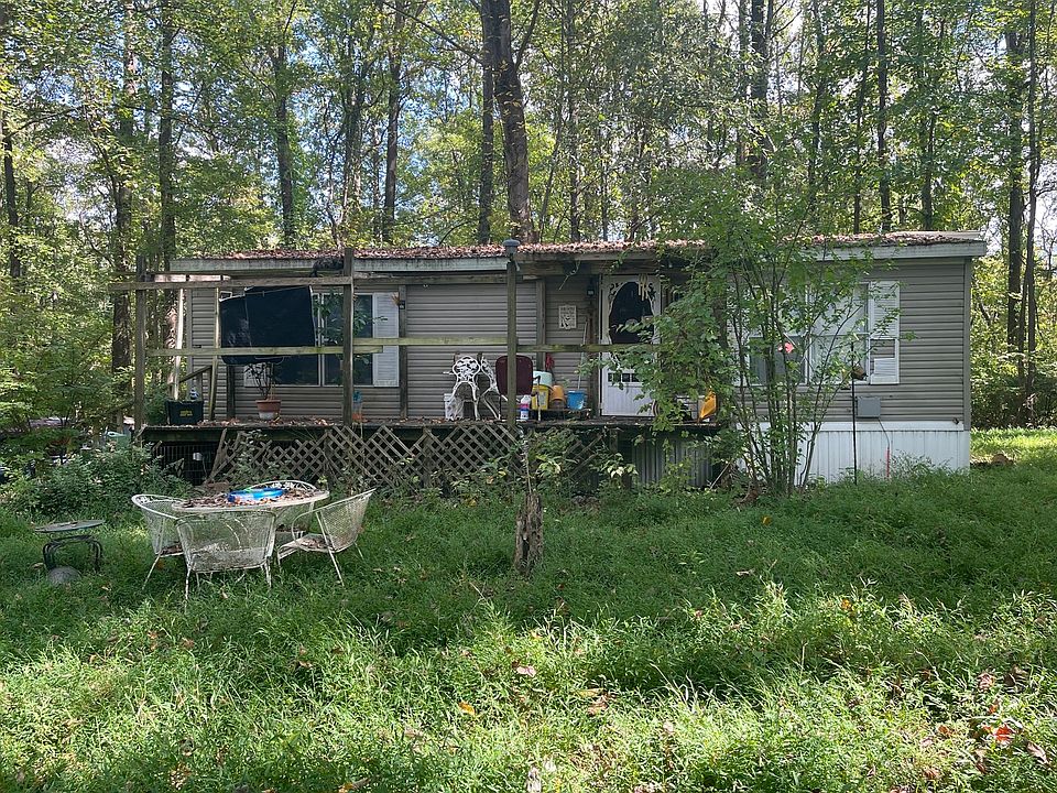 1st image of 121 Lee Ln
